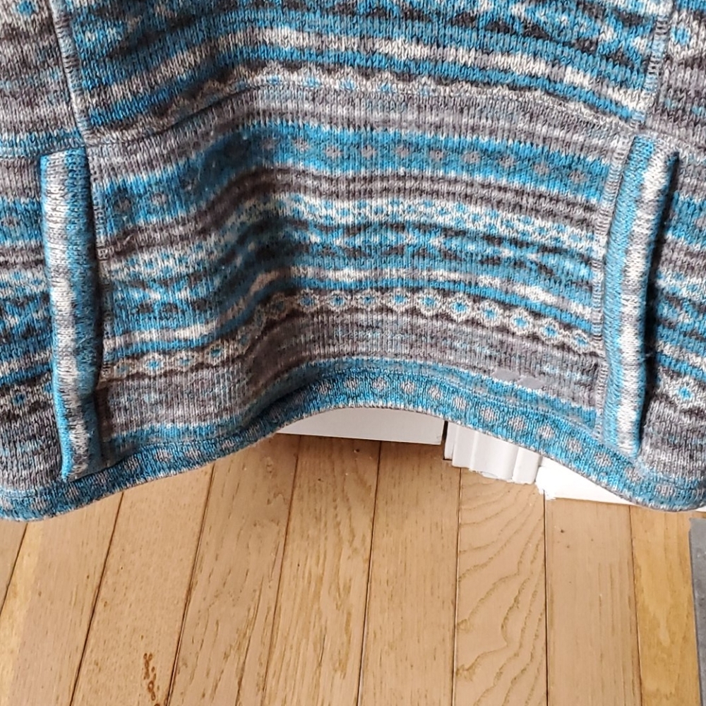 Super Comfy Soft, Soft Hooded Sweater, Like New - image 5